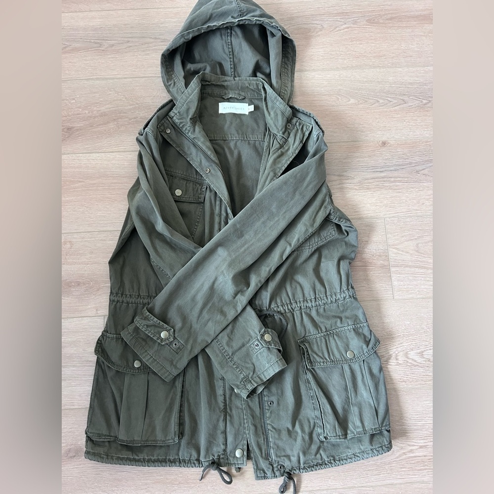 Aritzia Azure Skies Trooper Jacket Women’s  Size Medium Green/Olive Green